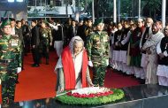 PM pays homage to Bangabandhu on Victory Day