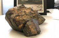 12-pound lunar meteorite sells for more than $600,000