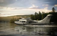 Jekta signs Letter of Intent with Gayo Aviation for ten PHA-ZE 100 amphibious aircraft.