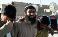 Islamist militants kill 60 in Pakistan police attack