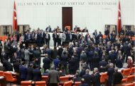 'Yes' leads with 57% in Turkey referendum: partial count