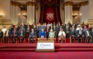 Britain's Queen Elizabeth kicks off 25th CHOGM, Bangladesh PM joins