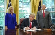 Trump orders halt to family separations